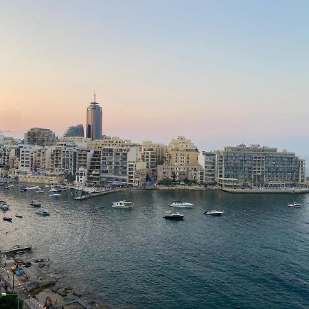 F8 1 Seaview Room, Living And Bathroom Shared , Stjulians Saint Julian's Екстериор снимка